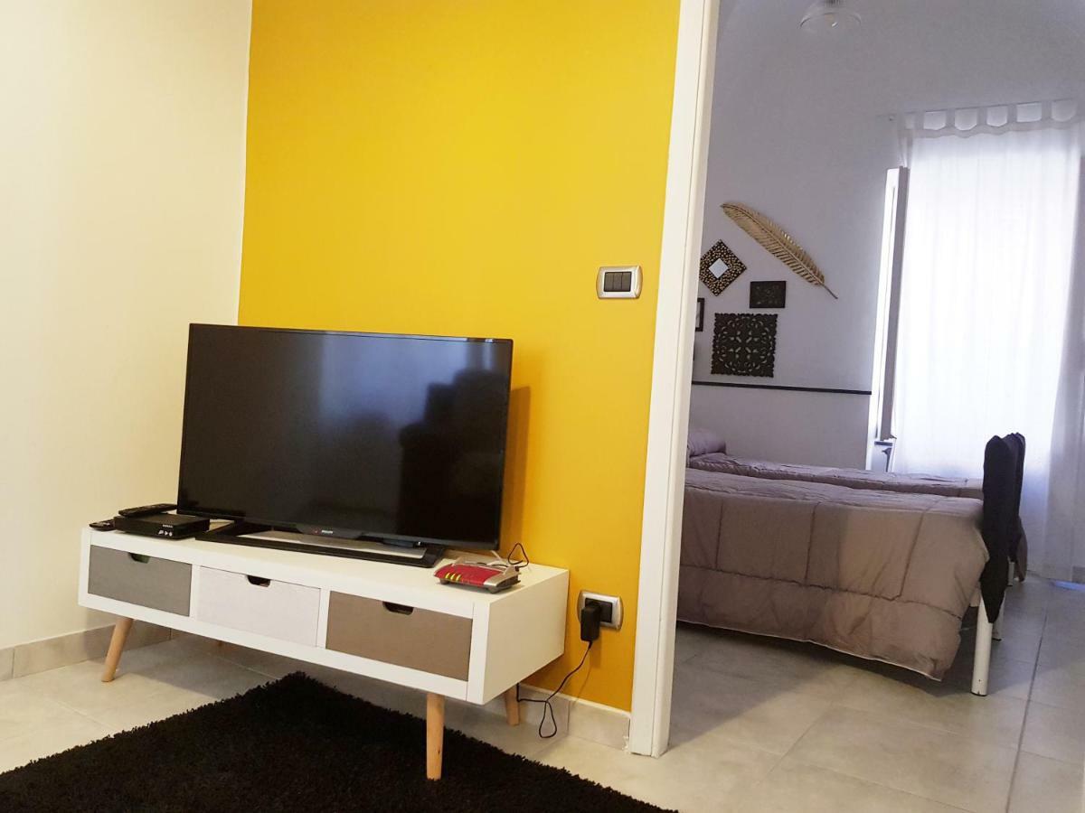 Modern Flat With Panoramic Terrace In Zuccarello Leilighet Eksteriør bilde