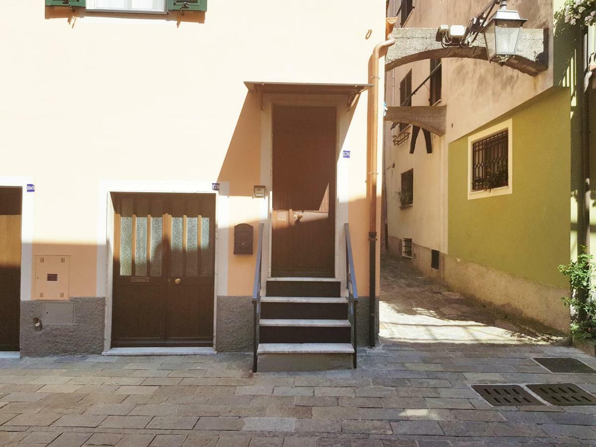 Modern Flat With Panoramic Terrace In Zuccarello Leilighet Eksteriør bilde